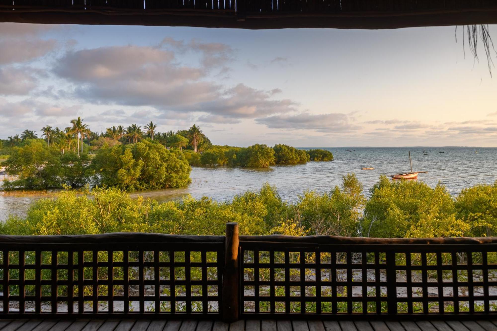 Ocean Pearl Beach Lodge Vilankulo Exterior foto