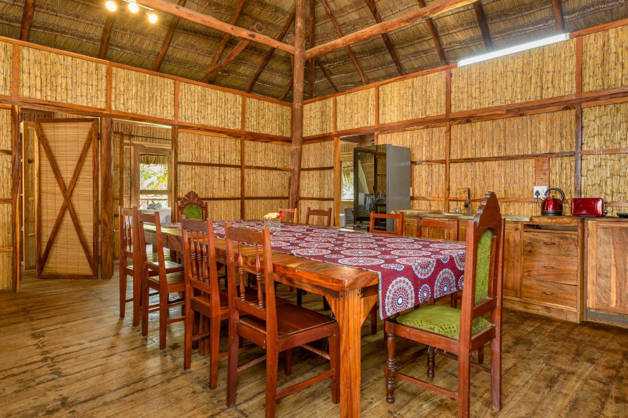 Ocean Pearl Beach Lodge Vilankulo Exterior foto